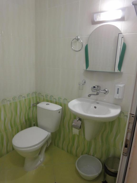 נסבר St. George Apartments חדר תמונה