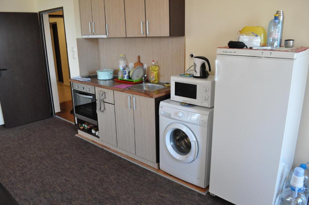 נסבר St. George Apartments חדר תמונה