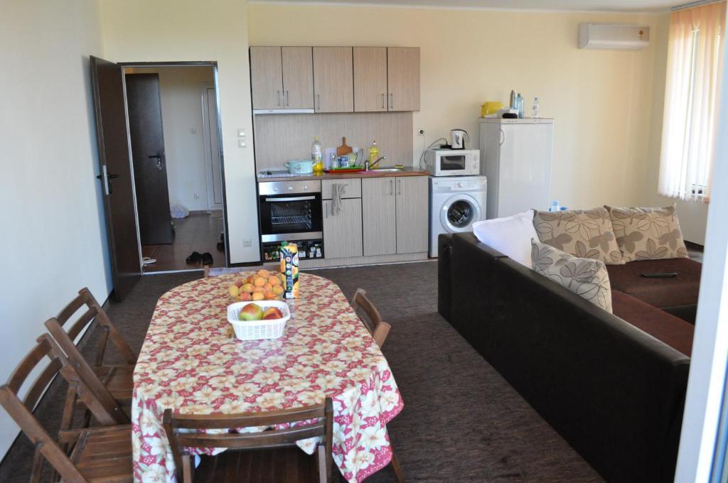 נסבר St. George Apartments חדר תמונה