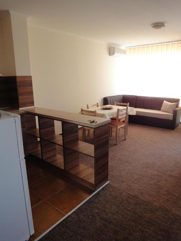 נסבר St. George Apartments חדר תמונה